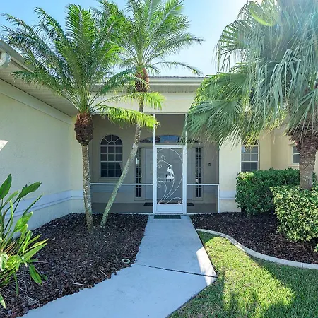 Pelican Villa Kokomo Waterfront Oasis In Cape Coral Fl-2
