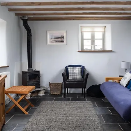 Rosewall Cottage-2