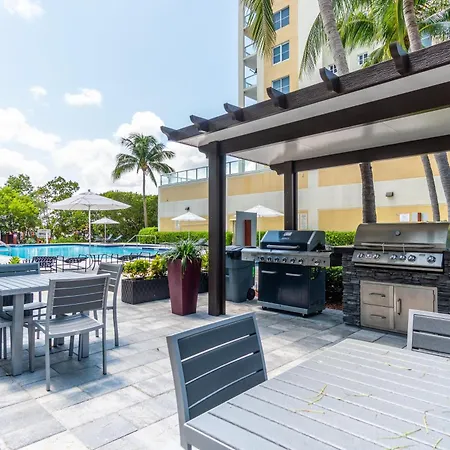 Golden Bay 302-2