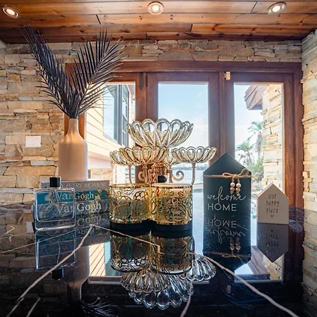 Luxury Lakefront 100,000 Gal Pool Villa - Orlando-3