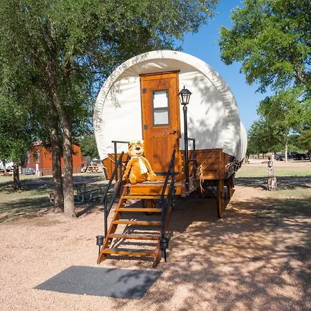 Texas Wine Country Jellystone Park Camp Resort-2