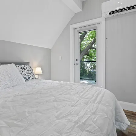 Entire 1 Bedroom Apartment Across From Google - Br5-2