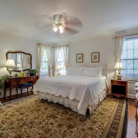 Paula Deen House-2