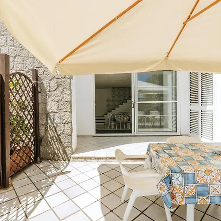 Gardenia Mare Apartments-3
