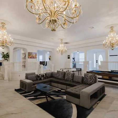 Stunning 6Br Victorian Sleeps 25-3