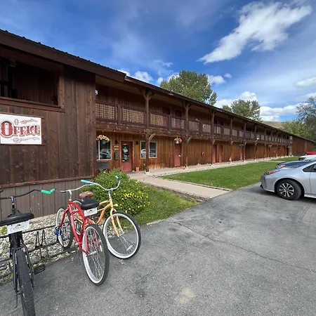 Methow River Lodge And Cabins-3