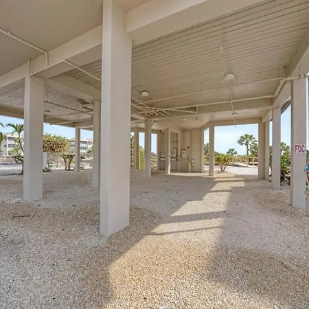 Shell Island Beach Club 6B-3