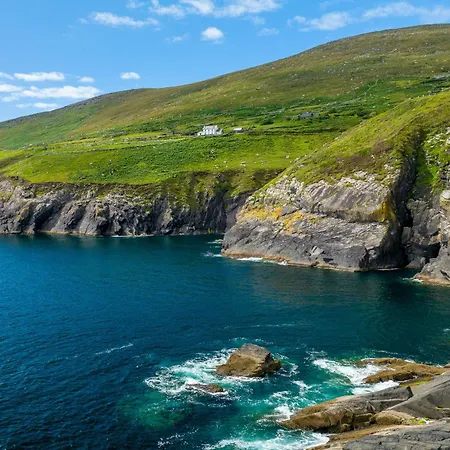 Dingle Harbour Cottages 3 Bed - Sleeps 6 By Trident Holiday Homes-2