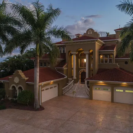 Luxury Caloosahatchee Riverfront Estate | Pool, Spa, Boat Lift & Sauna | Sleeps 14-3