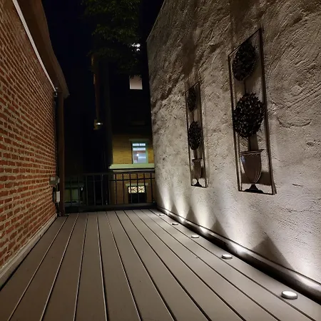 Modern 1 Block From Metro Subway Minutes To Capital, Museums And National Mall-2
