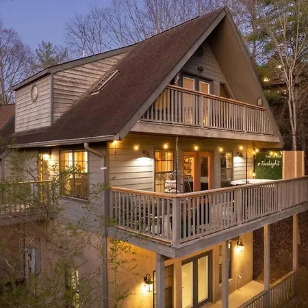 Twilight Timber - Pet Friendly Cabin With Hot Tub, And Game Room-3