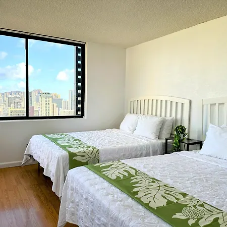 Vacation Rental Studios At Hawaiian Monarch-3