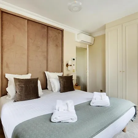 Pick A Flat'S Apartment In Invalides - Avenue De Breteuil-3
