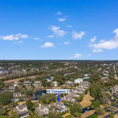 A 4 Bedroom House In Gated Litchfield By The Sea-2