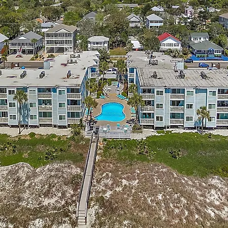 Oceanfront 2Bd | Ground Floor | Pool | Full Kitchen | In-Unit Washer/Dryer-2