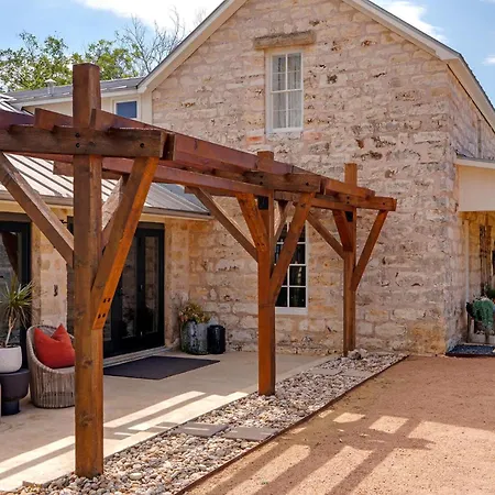 Rockhouse At Ololo Hot Tub Pool Sleeps 12-2