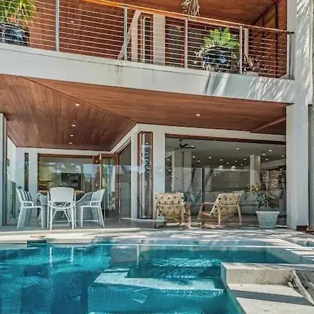 Luxurious, Tropical Haven, Mooloolaba- Moonda5-3