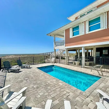 Sea Vous Play-3Br-Private Pool-Beachfront-2