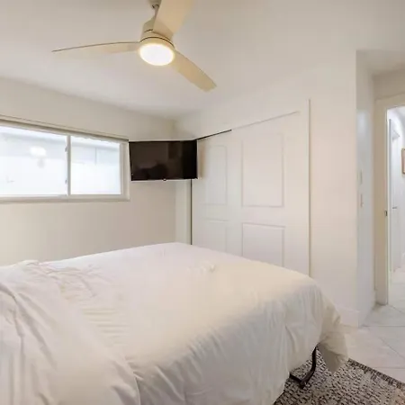 Waterfront Escape Luxurious Stay-3