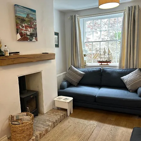 Saltwick Cottage-3