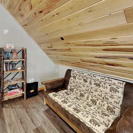 Hilltop Hideaway-3