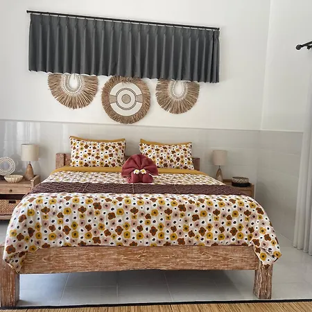 Pennylane Villa-2