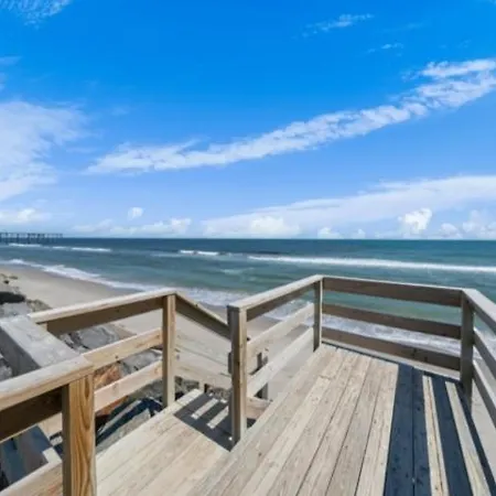 A Shore Thing 1 - Oceanfront And Dog Friendly! Private Beach Access! Townhouse-3