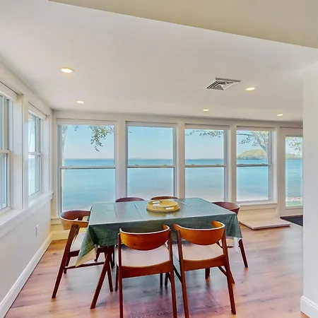 Thayer Beach Lakehouse-2