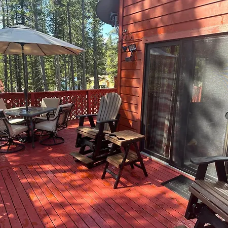 Shady Pines- Cozy Mountain Retreat-2