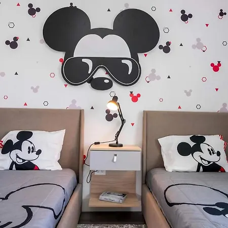 Casa De Luxo C/ Piscina - 15 Min Da Disney!-3