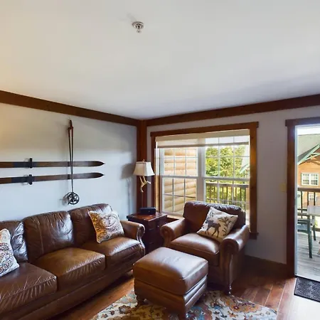 Camp 4 Ski-In-Out Townhome With Hot Tub-2