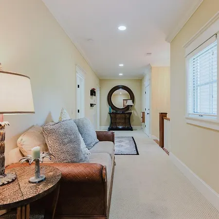 28 Pelican Street-3