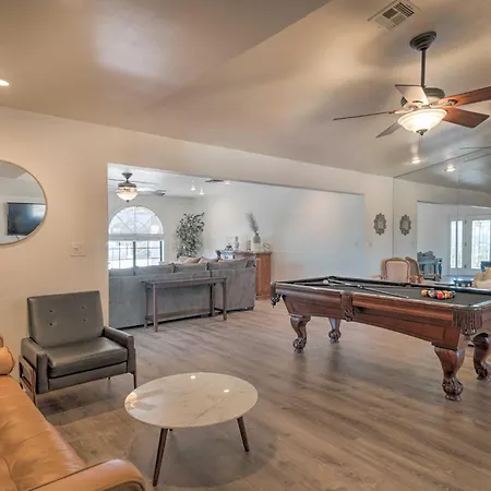 Putting Green And Pool Table Lake Havasu City Gem!-3