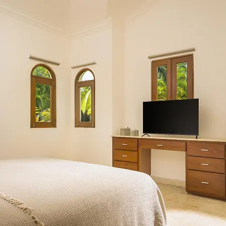 Tropical Roga Villa With Private Pool-2