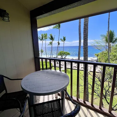 Kona Isle Oceanfront Condo-3