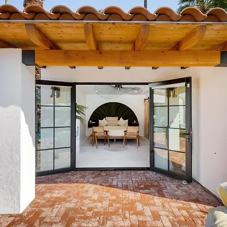 Casa De Tierra By Acme House Company-3