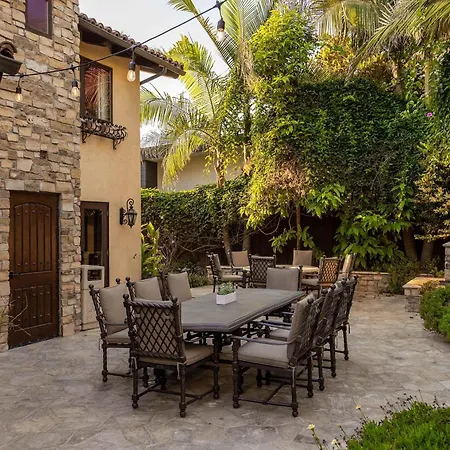 Oceanfront Luxury Home Sunset Views-2