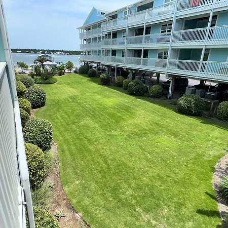 Lagoon Run 106 By Albvr, Waterfront Relaxation Meets Beachfront Convenience-3