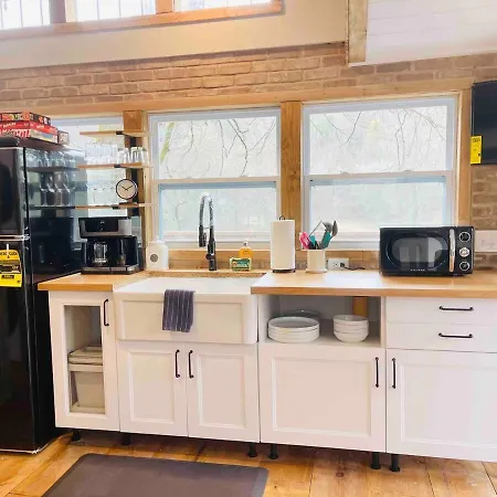Misty Hollow Tiny Home Cottage-3