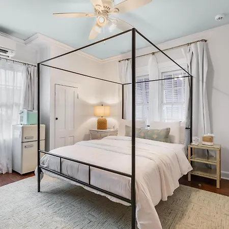 The Truman Room At Inn On Fleming Key West!-3
