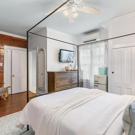 The Truman Room At Inn On Fleming Key West!-2