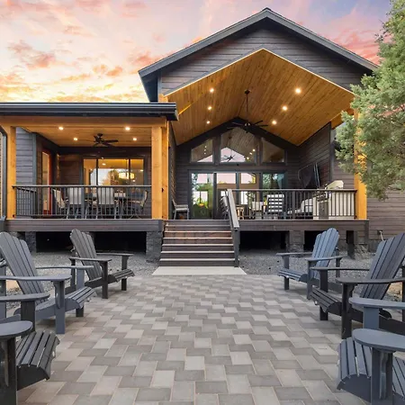 Torreon New Build W/ Deck & Outdoor Entertainment-3
