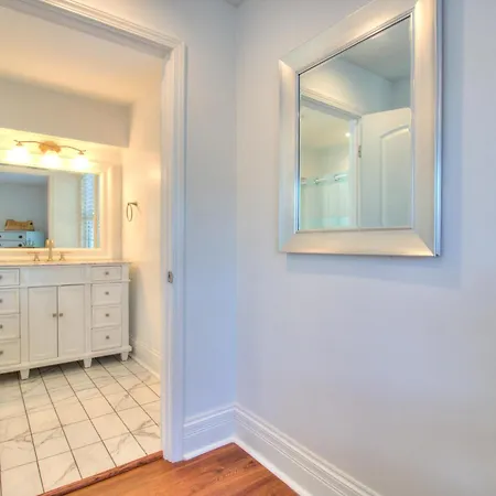 Kure Cottage By Carolina Beach Realty-2