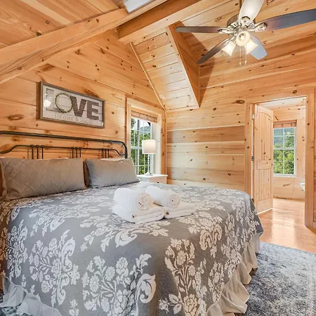 High Top Mountain Lodge By Carolina Mornings-3