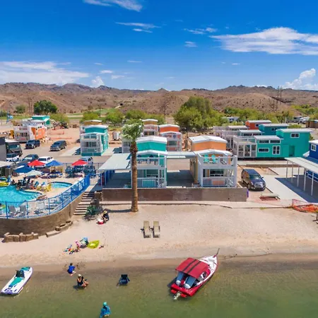 Rockstar | Private Hot Tub | Deluxe River Views At Roadrunner Resort-2