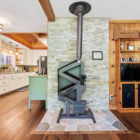 Sugar Pine Cabin In The Woods King Bed Fire Pit-3