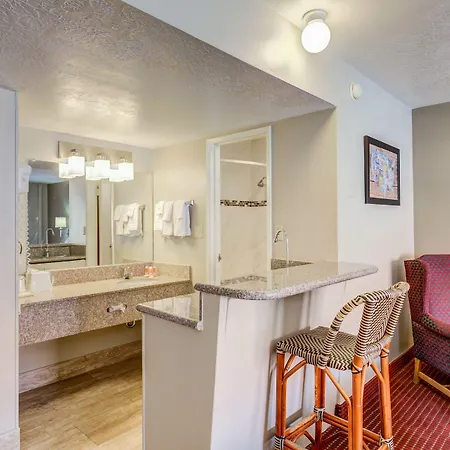 Econo Lodge St George North - Near Pioneer Park-3