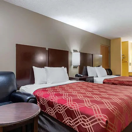Econo Lodge Lexington Southeast-3