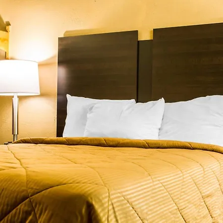 Econo Lodge Sacramento Convention Center-2