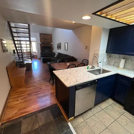 Fox Pine Lodge 4 Bed 4 Bath Fpaf4-3